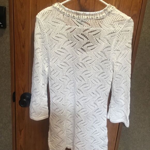 NWOT. White House/Black Market Brand Woman’s. Size MP 3/4 Sleeve Sweater w/Trim - Picture 10 of 10